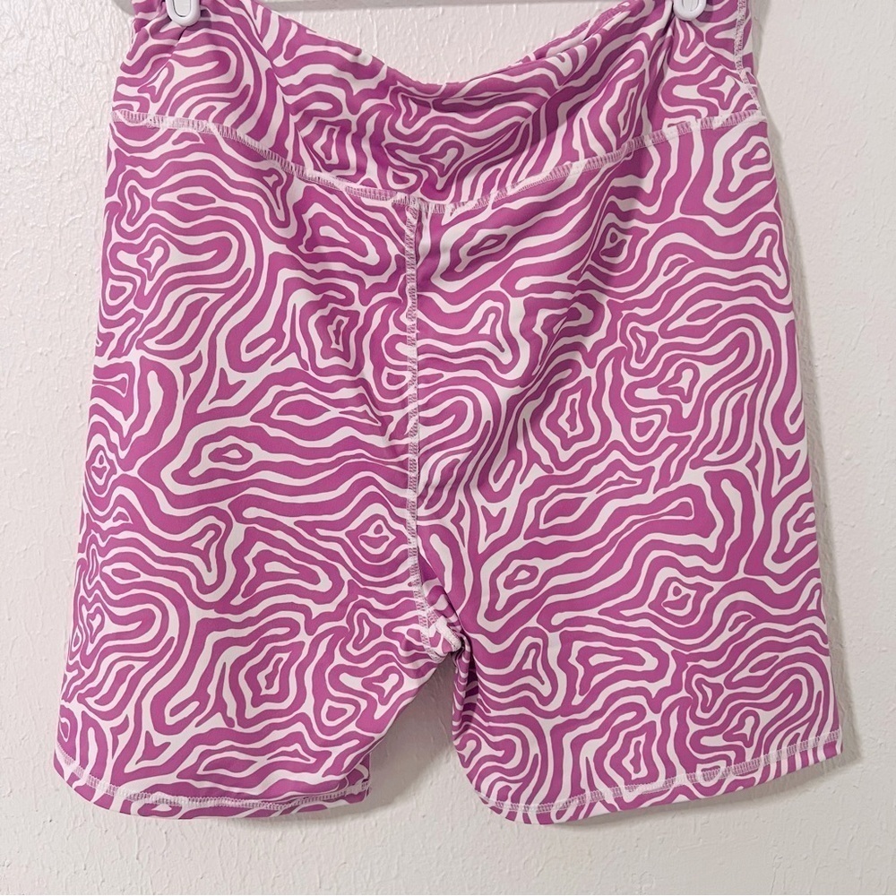 Cotton On Curve Women’s Plus 18 Athletic Bike Shorts Vestlette Wave Neon Orchid